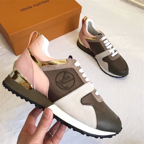 Louis Vuitton sneakers women 2021